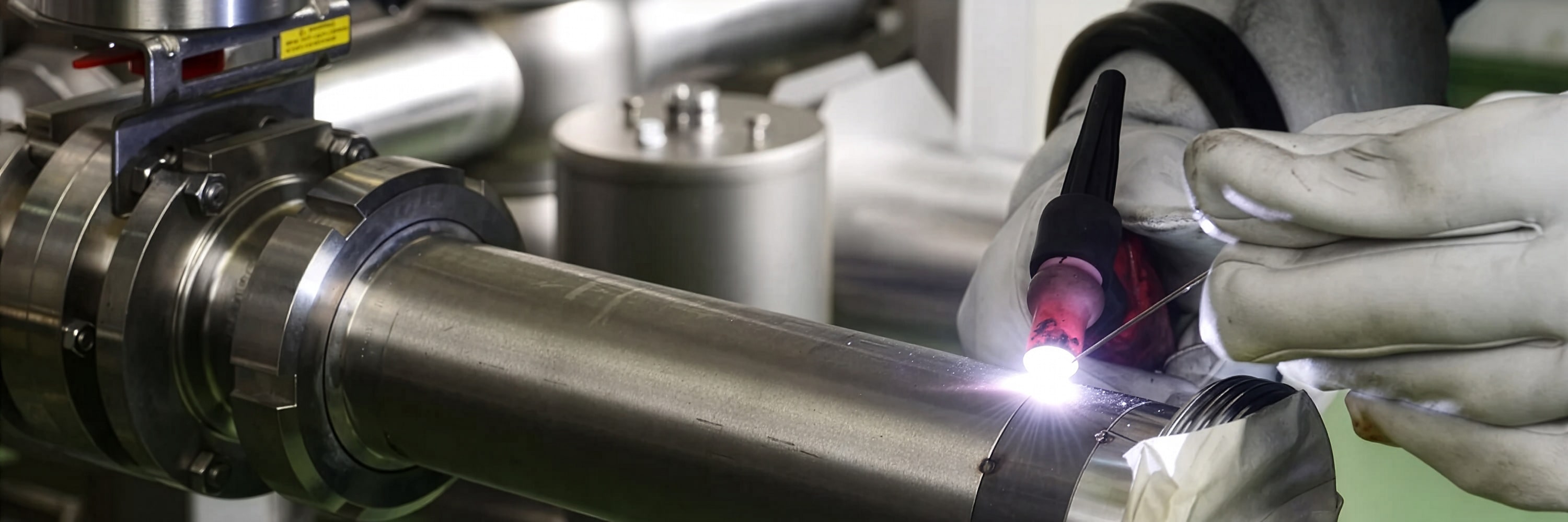 Header_Pluess-AG_Schweissen-Loeten-min.jpg Header_Pluess-AG_Schweissen-Loeten-min.jpg