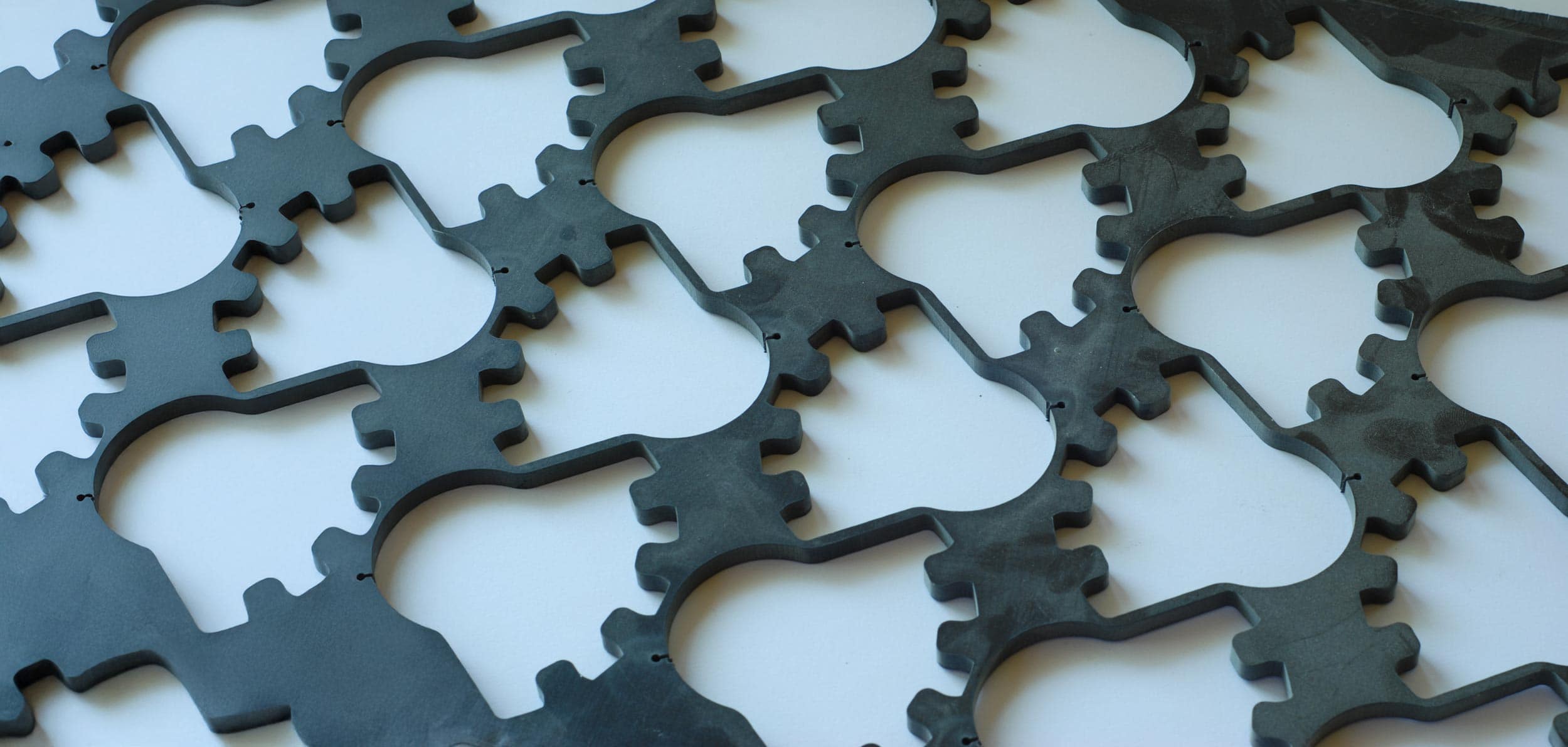 Header_Pluess-AG_Wasserstrahlschneiden-min.jpeg Header_Pluess-AG_Wasserstrahlschneiden-min.jpeg